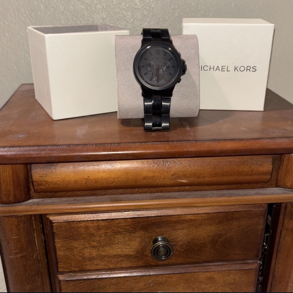 Michael Kors Black Watch